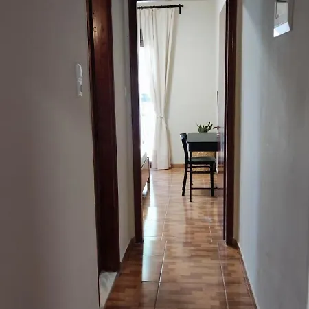 Διαμέρισμα Vana'S House *
