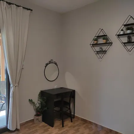 Διαμέρισμα Vana'S House *